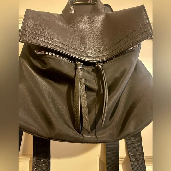 Botkier backpack purse - Picture 4 of 6